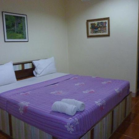 Baan Din Baramee Resort Kamphaeng Phet Extérieur photo