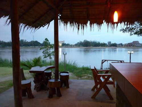 Baan Din Baramee Resort Kamphaeng Phet Extérieur photo