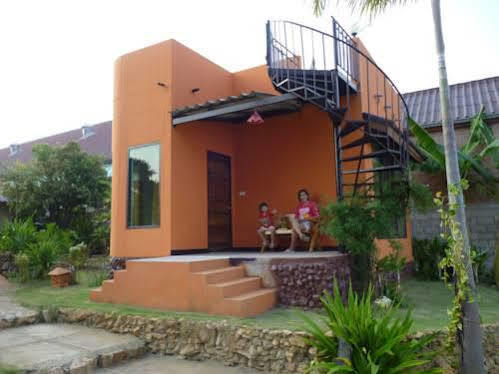 Baan Din Baramee Resort Kamphaeng Phet Extérieur photo