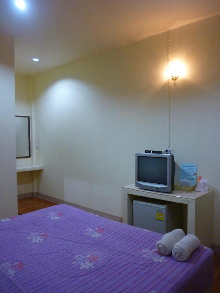 Baan Din Baramee Resort Kamphaeng Phet Extérieur photo
